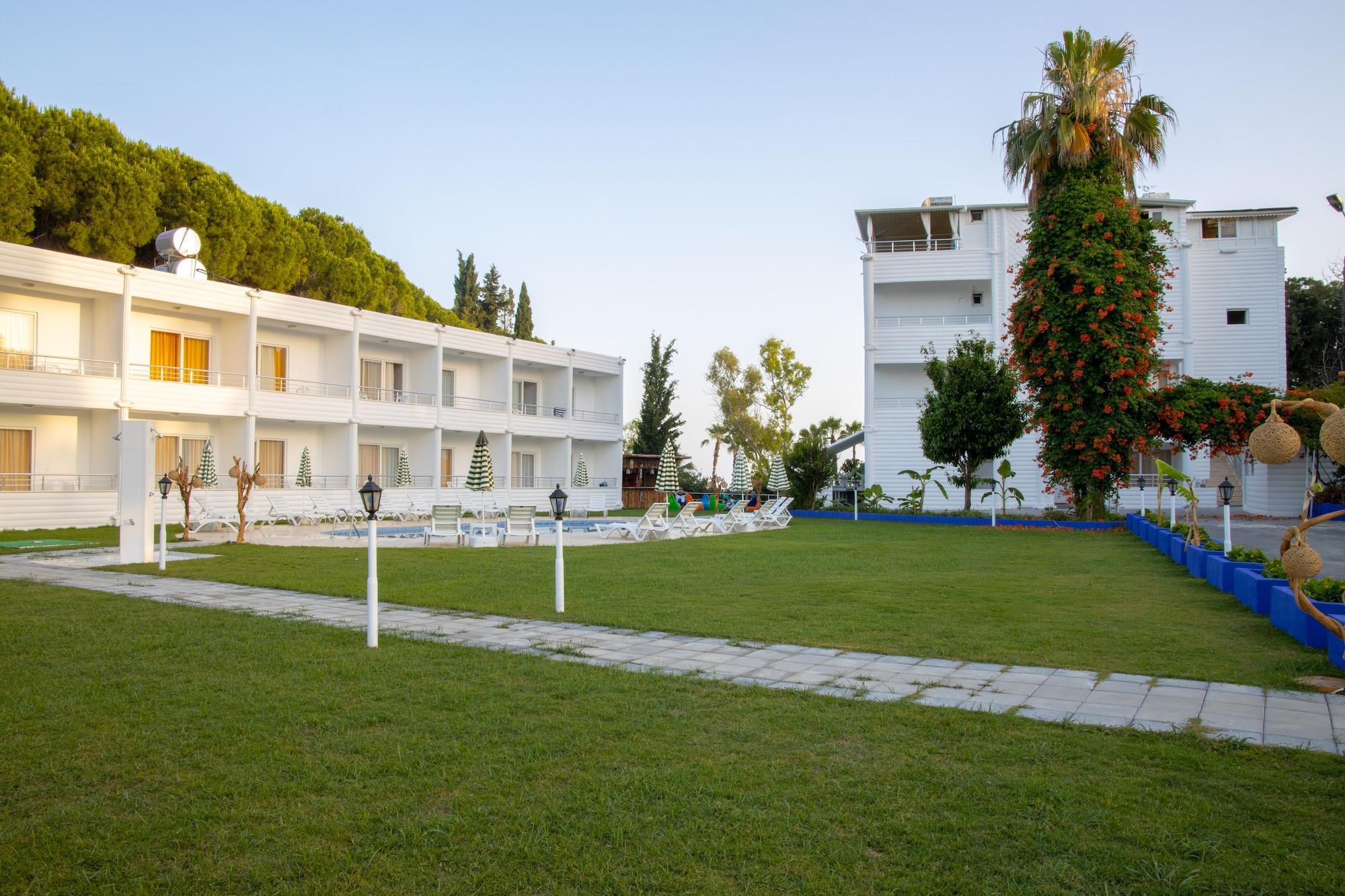 Aroma Butik Hotel Kizilot Exterior photo