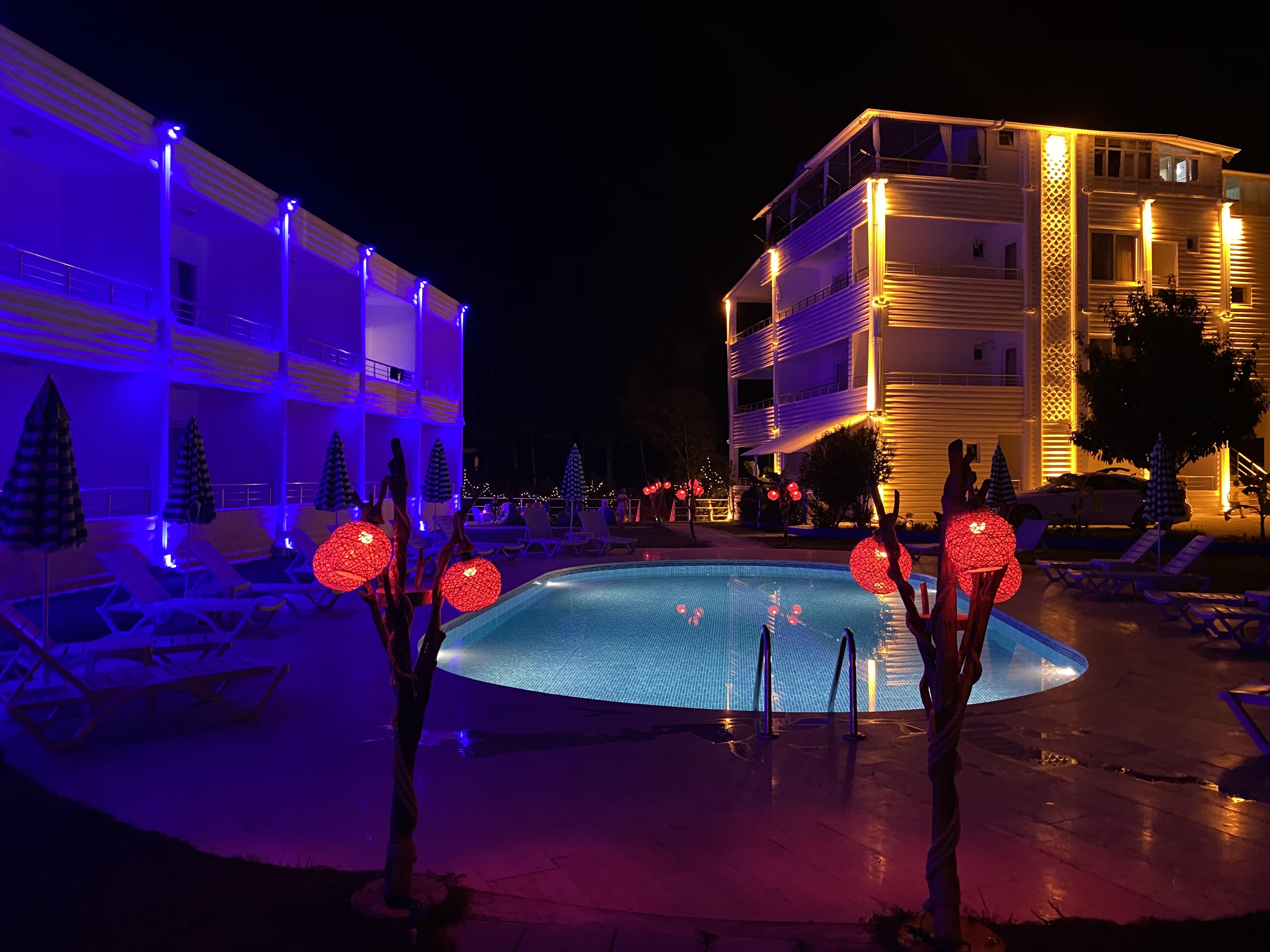 Aroma Butik Hotel Kizilot Exterior photo